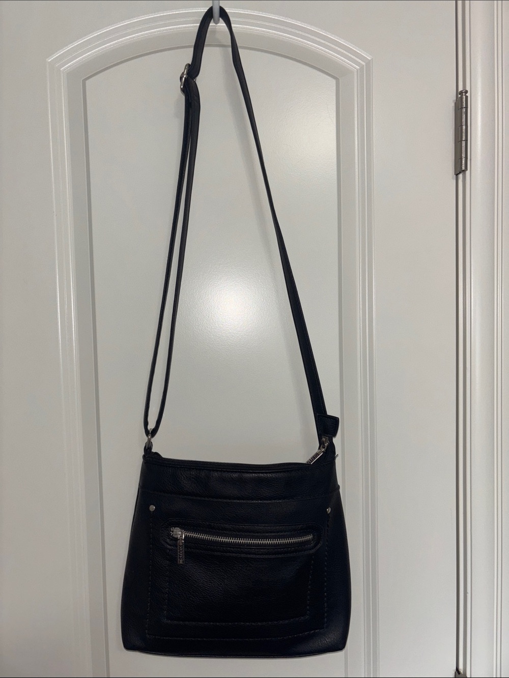 Roots Black Crossbody Bag with Front Zip Pocket